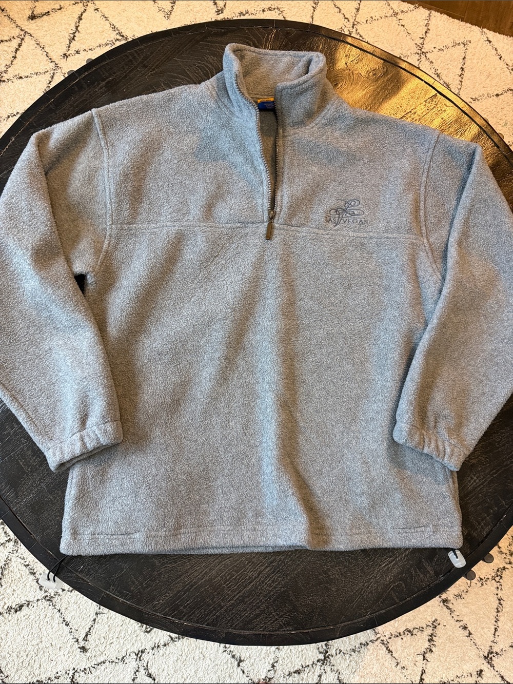 Unbranded Men’s Light Gray Quarter-Zip Fleece Pullover